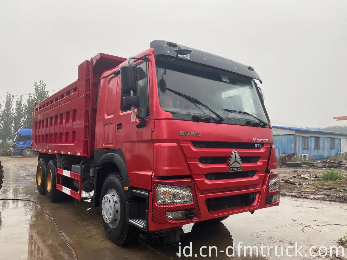 used dump truck (1)